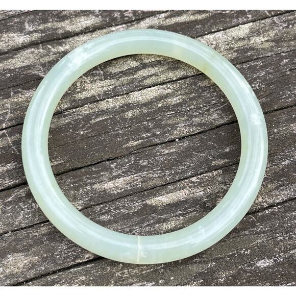 REPAIR Jade Bangle Vintage Bracelet Estate - 137 carats - Picture 1 of 9